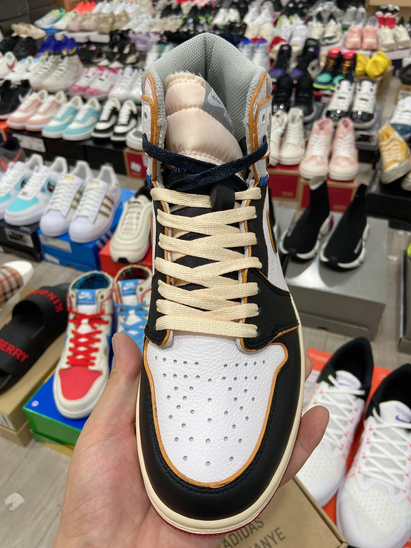 Air Jordan $106 gallery