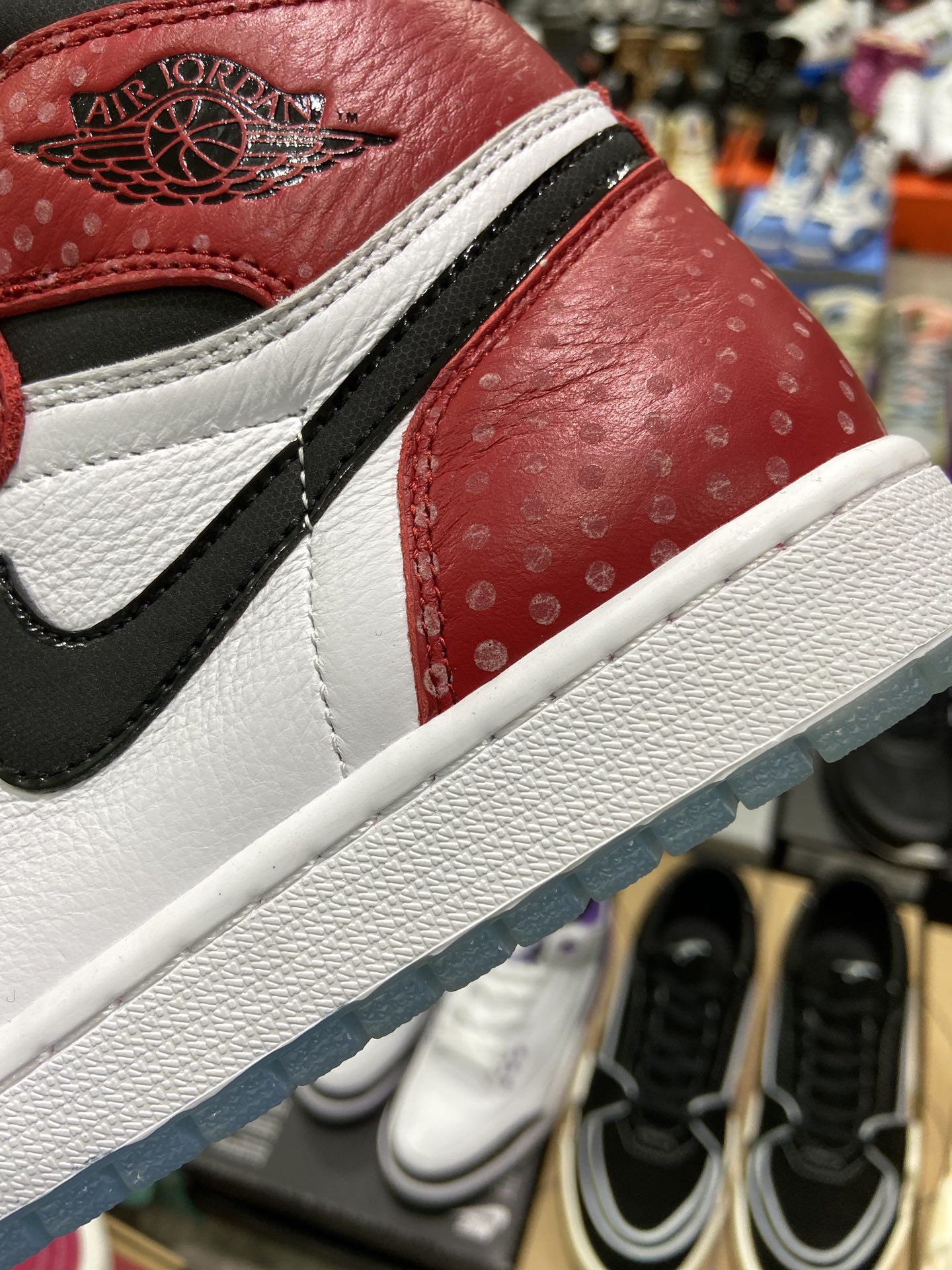 Air Jordan $85 gallery