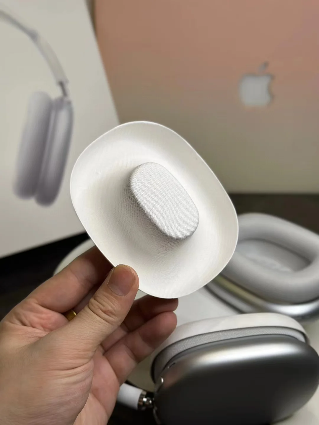 Air Pods Max $135 gallery