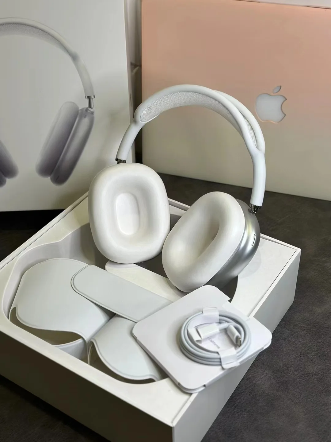 Air Pods Max $135 gallery