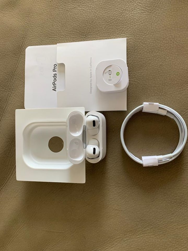 Apple headphones CODE 200-2536-F gallery