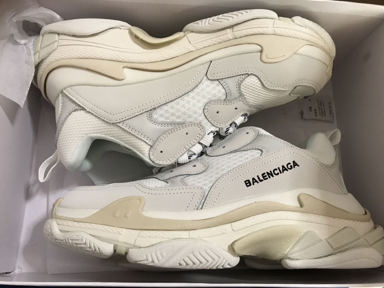 BAB 346 Balenciaga 69usd gallery