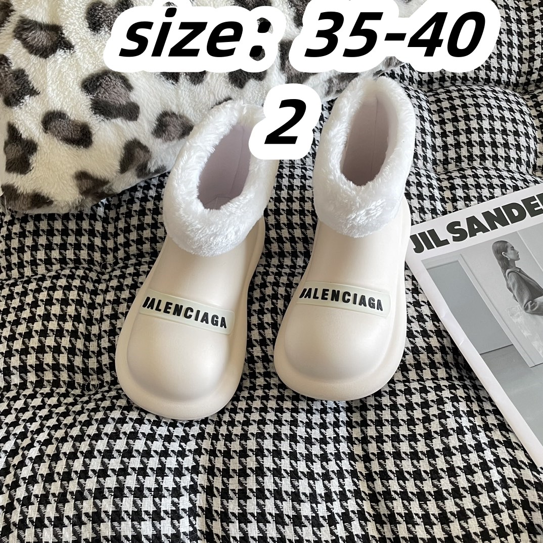 BALENCIAGA 54.66$  code 356-6803-R gallery