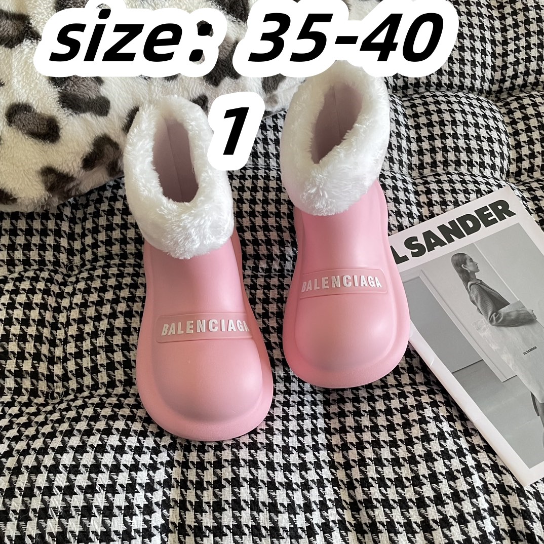 BALENCIAGA 54.66$  code 356-6803-R gallery