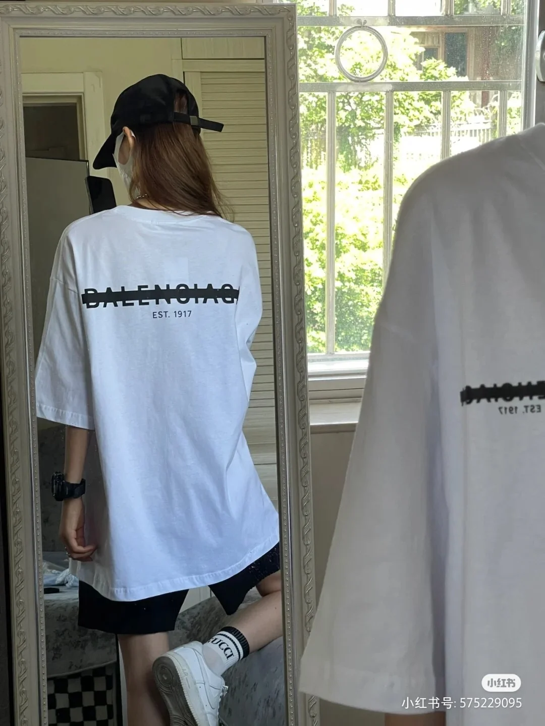 BALENCIAGA $26 gallery