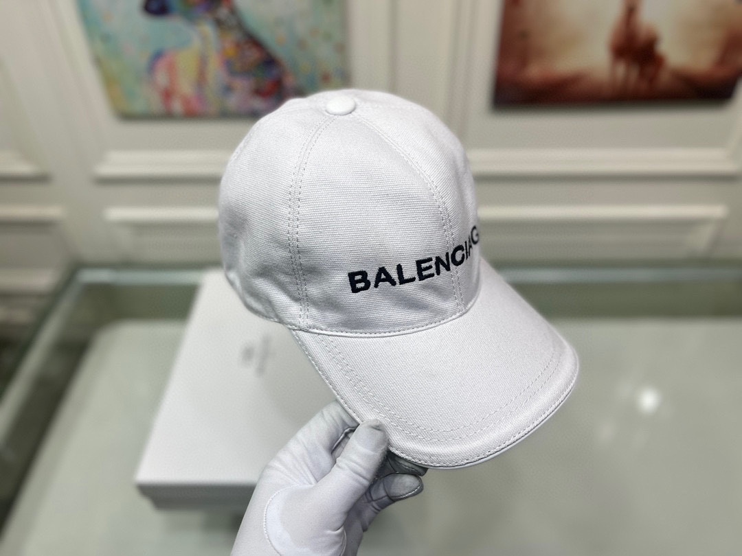 BALENCIAGA $31 gallery