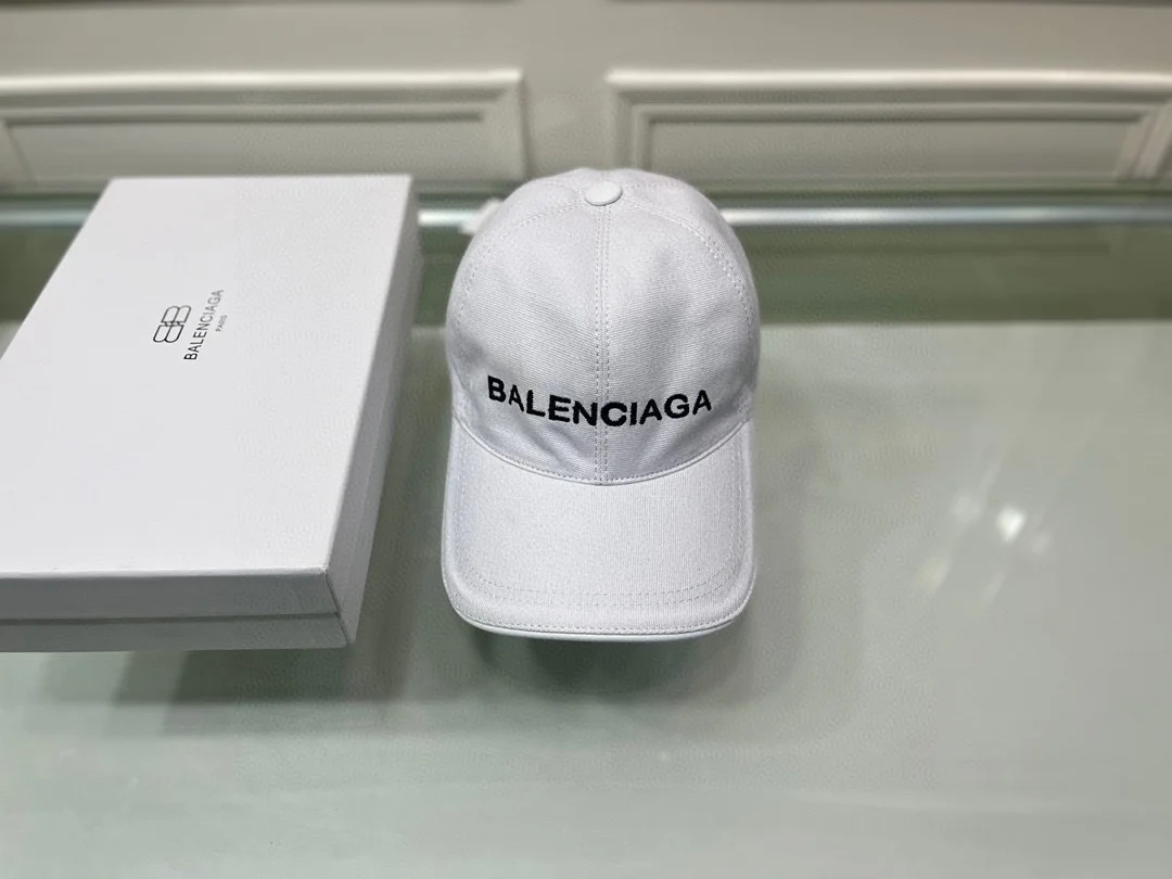 BALENCIAGA $31 gallery