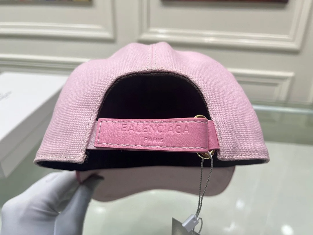 BALENCIAGA $31 gallery