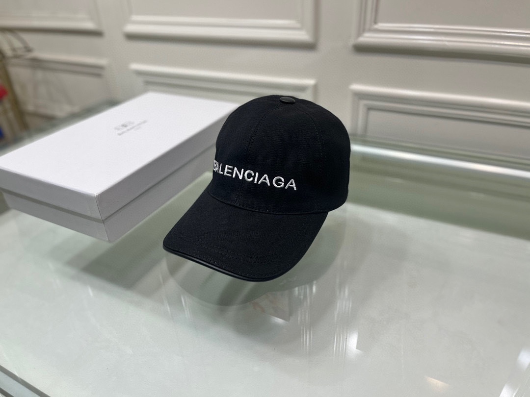 BALENCIAGA $31 gallery