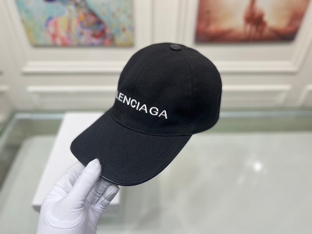 BALENCIAGA $31 gallery