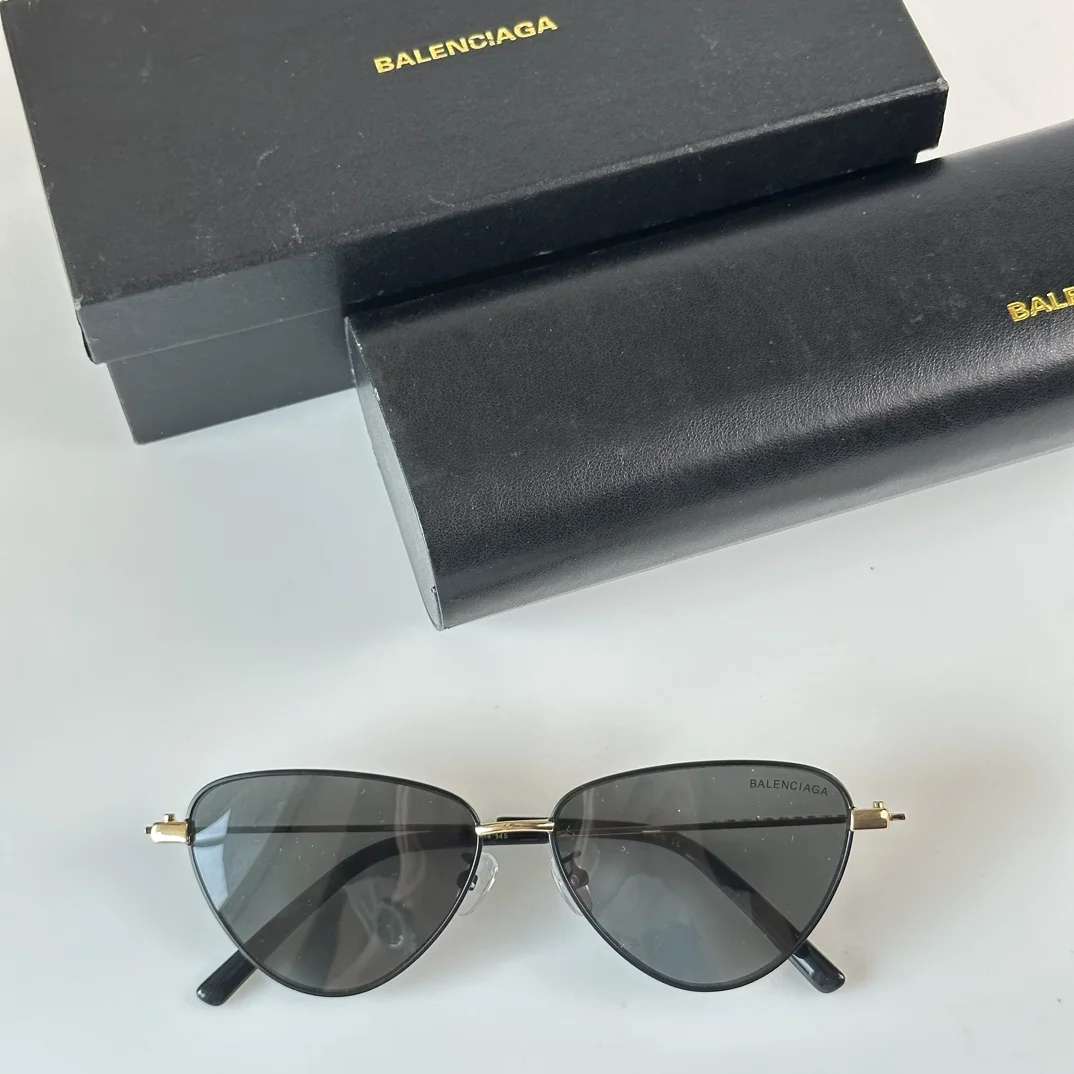 BALENCIAGA $47 gallery