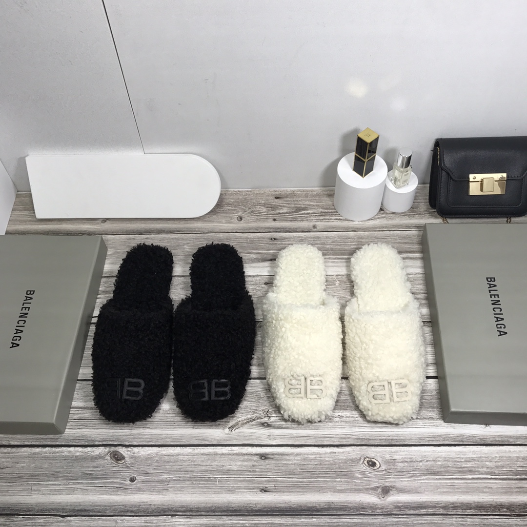 BALENCIAGA $51 gallery