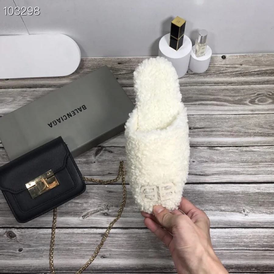 BALENCIAGA $51 gallery