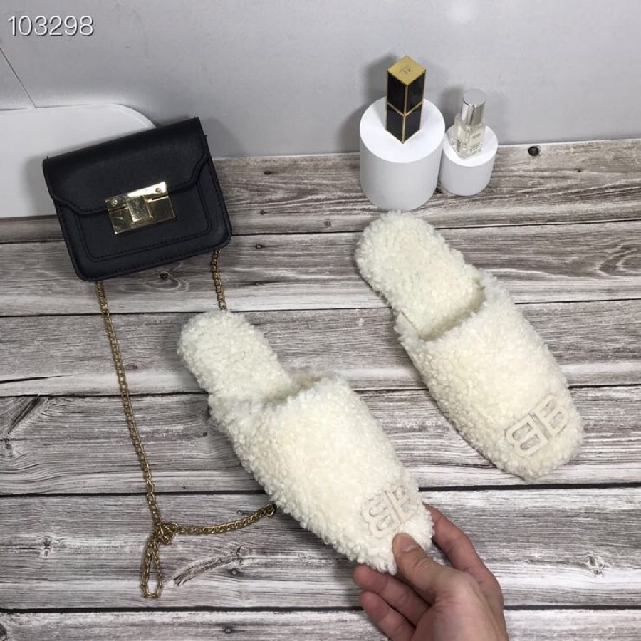 BALENCIAGA $51 gallery