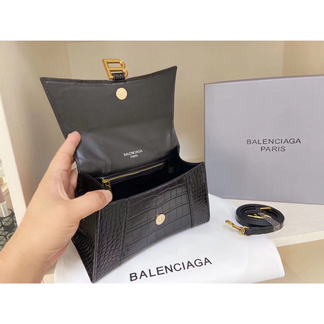 BALENCIAGA $54 gallery