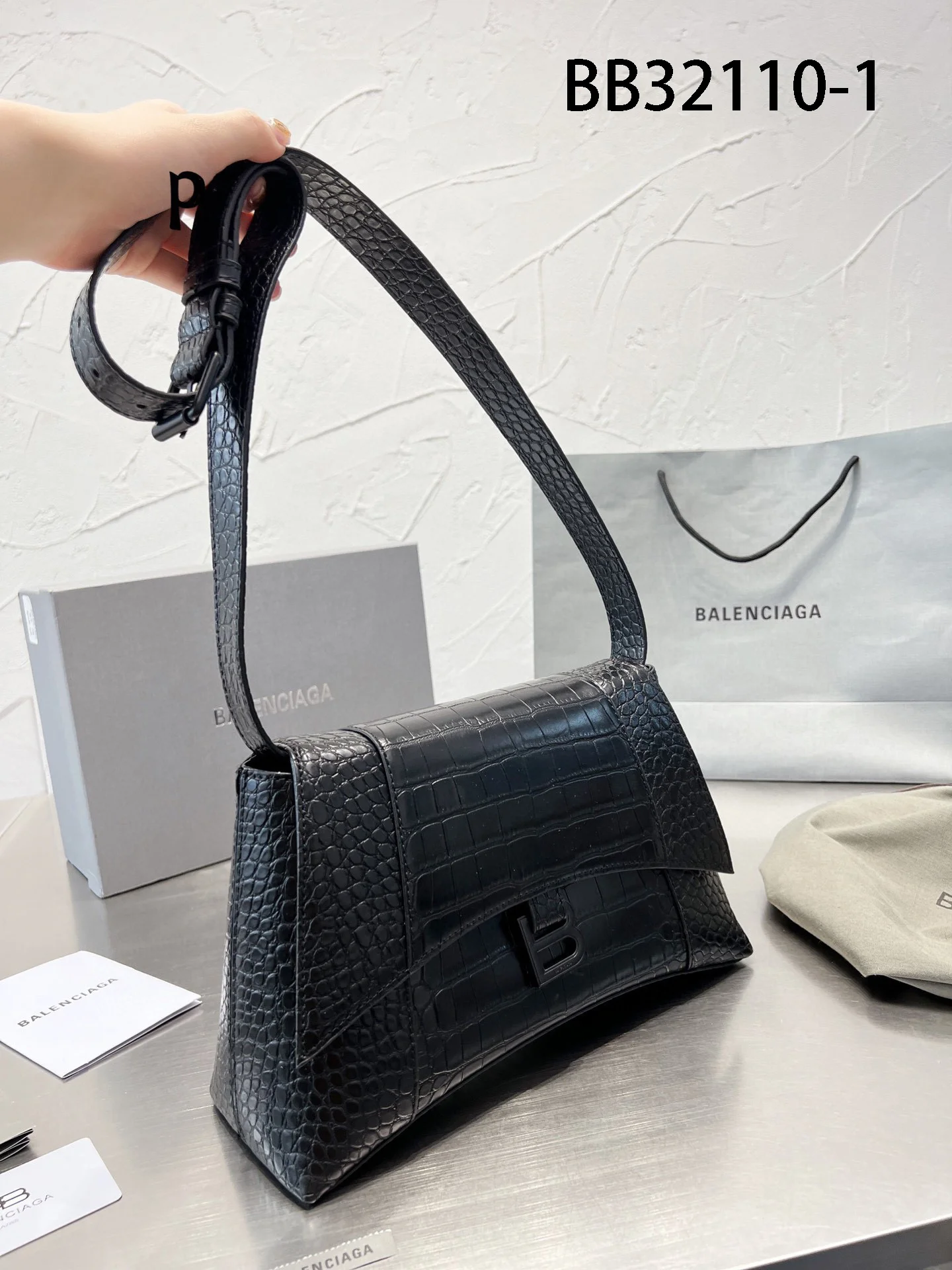 BALENCIAGA $78 gallery