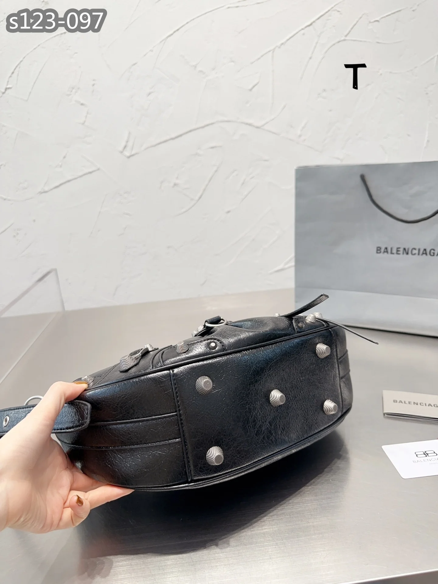 BALENCIAGA $84 gallery