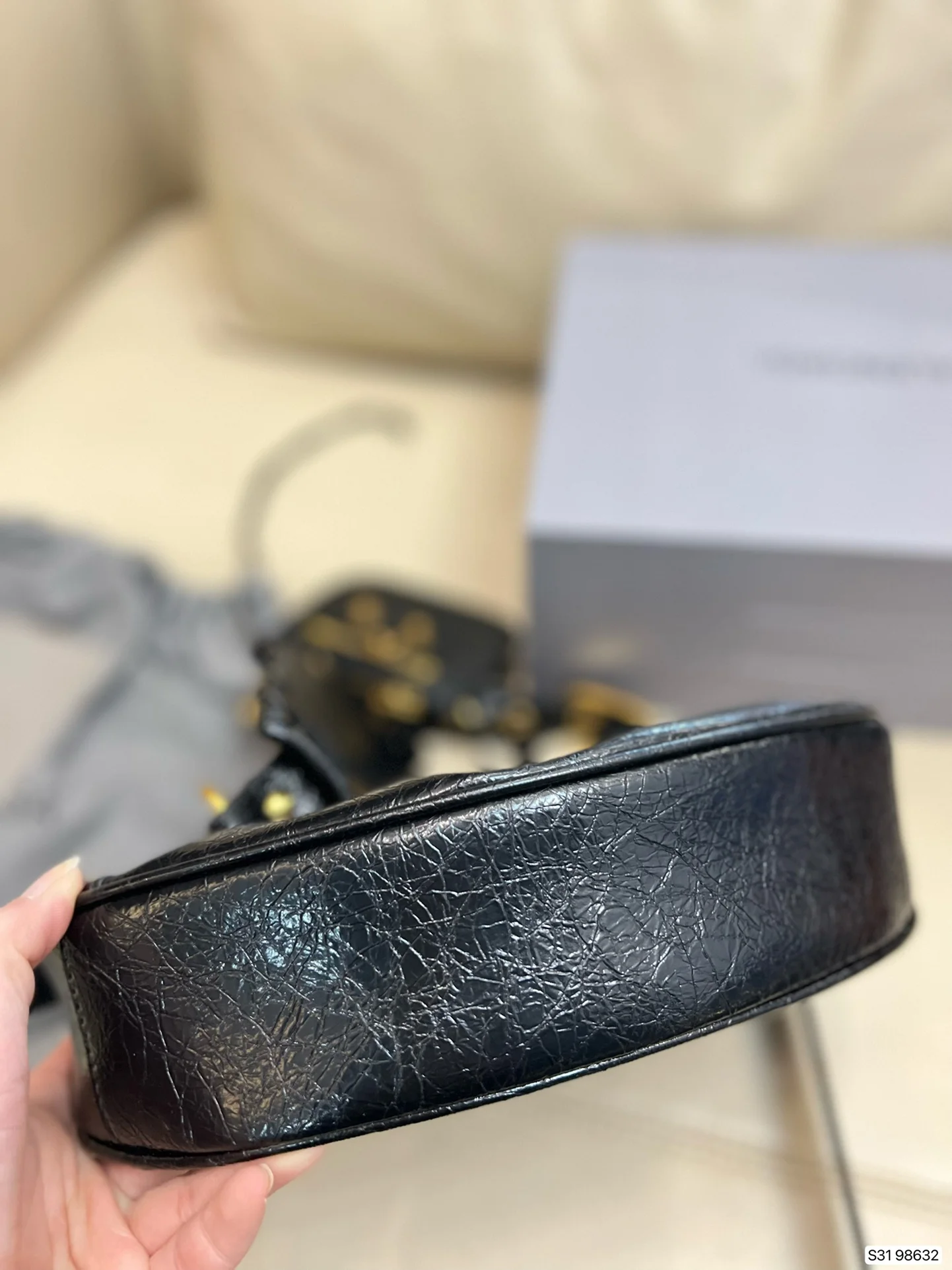 BALENCIAGA $86 gallery