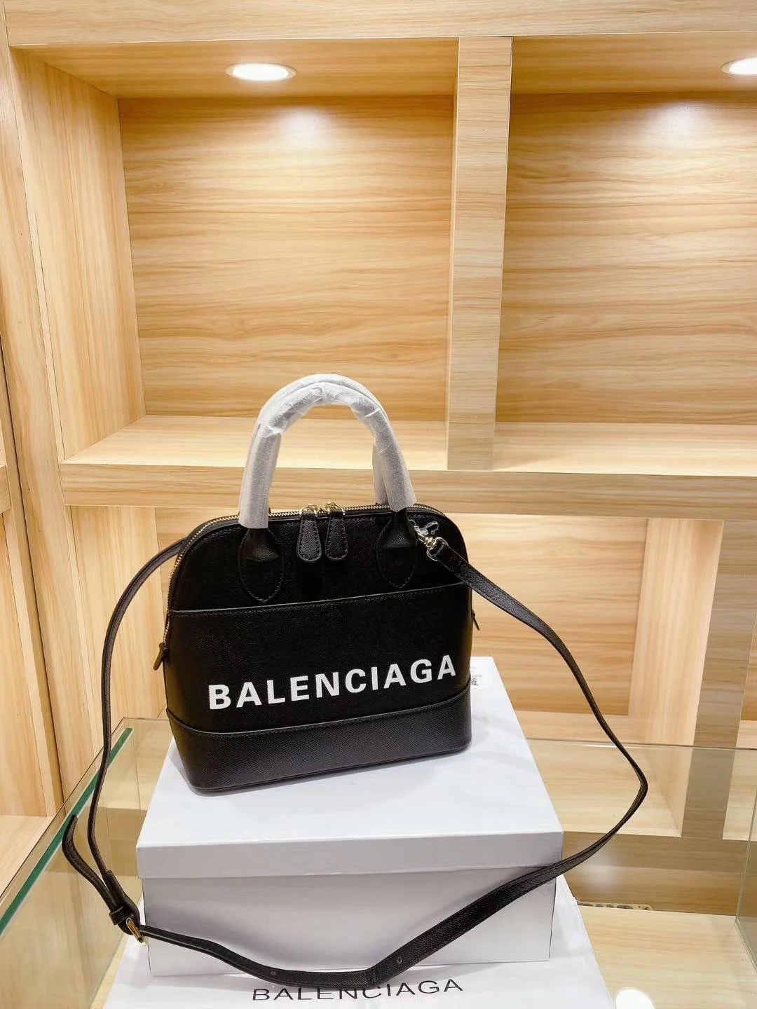 BALEN.CIAGA $62 gallery