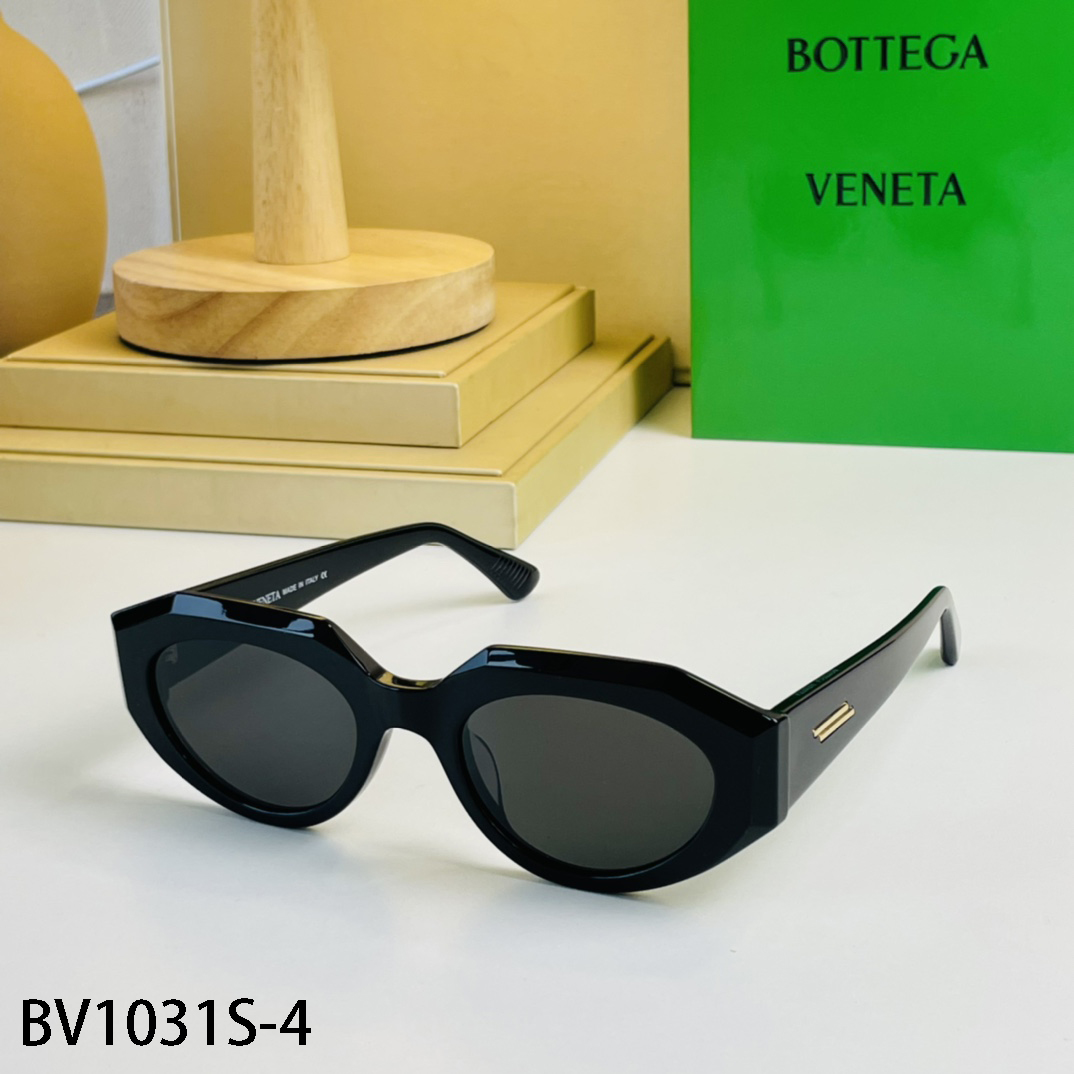 BOTTEGA VENETA $53 gallery