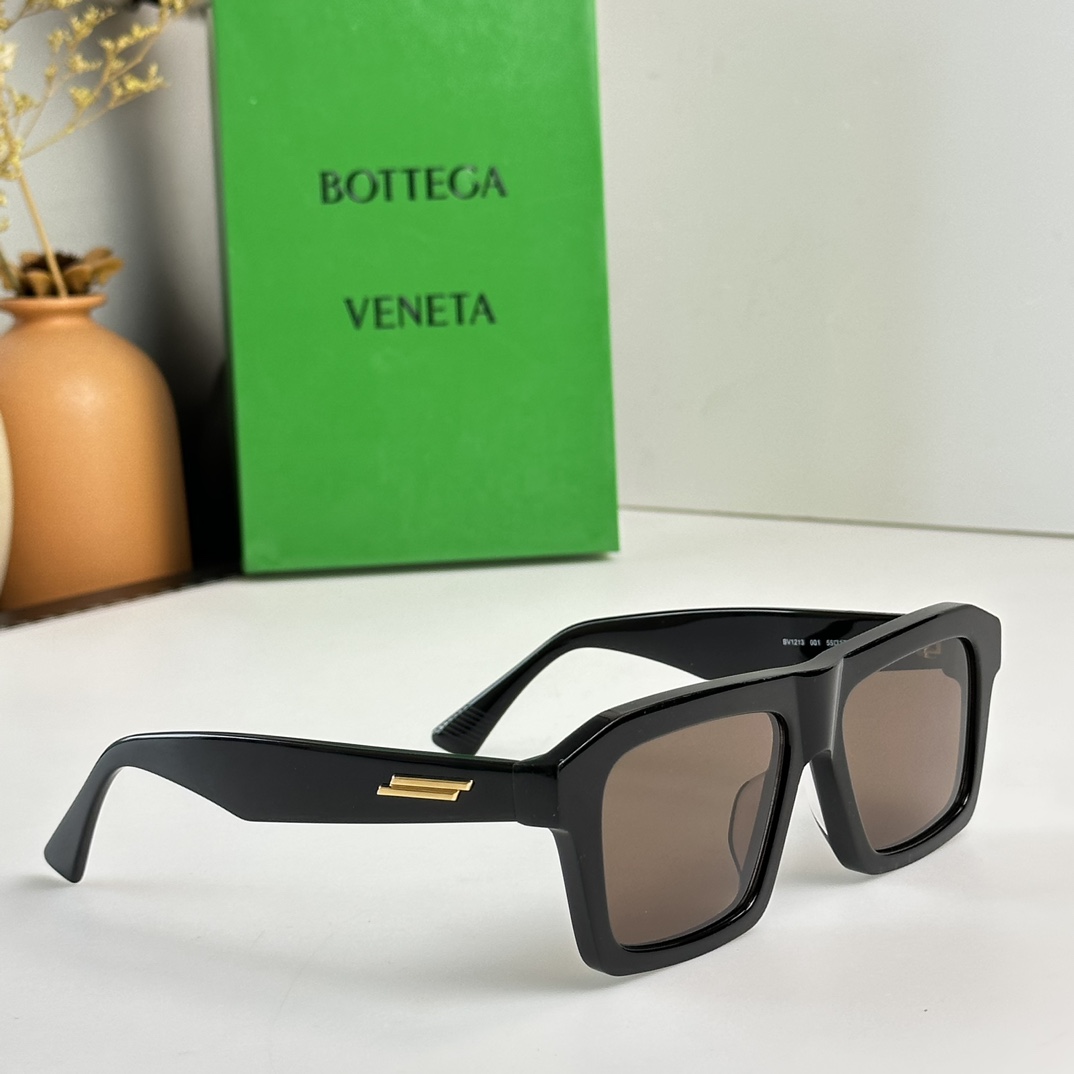 BOTTEGA VENET $55 gallery