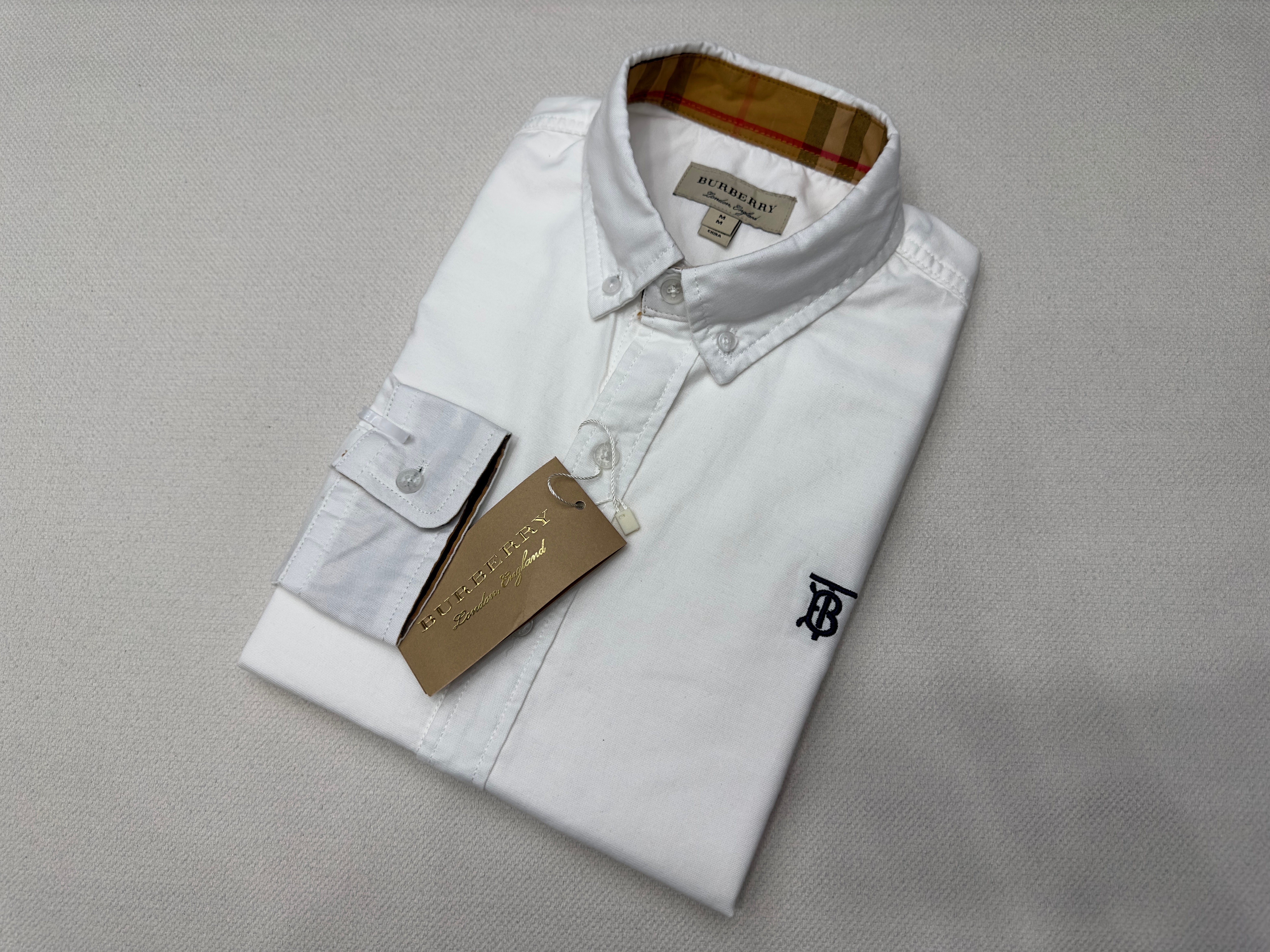 BURBERRY 31.38$ CODE 301-10243-T gallery