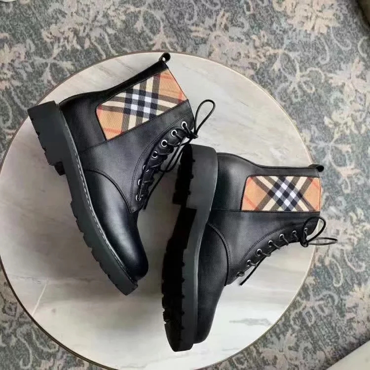 BURBERRY $100 gallery