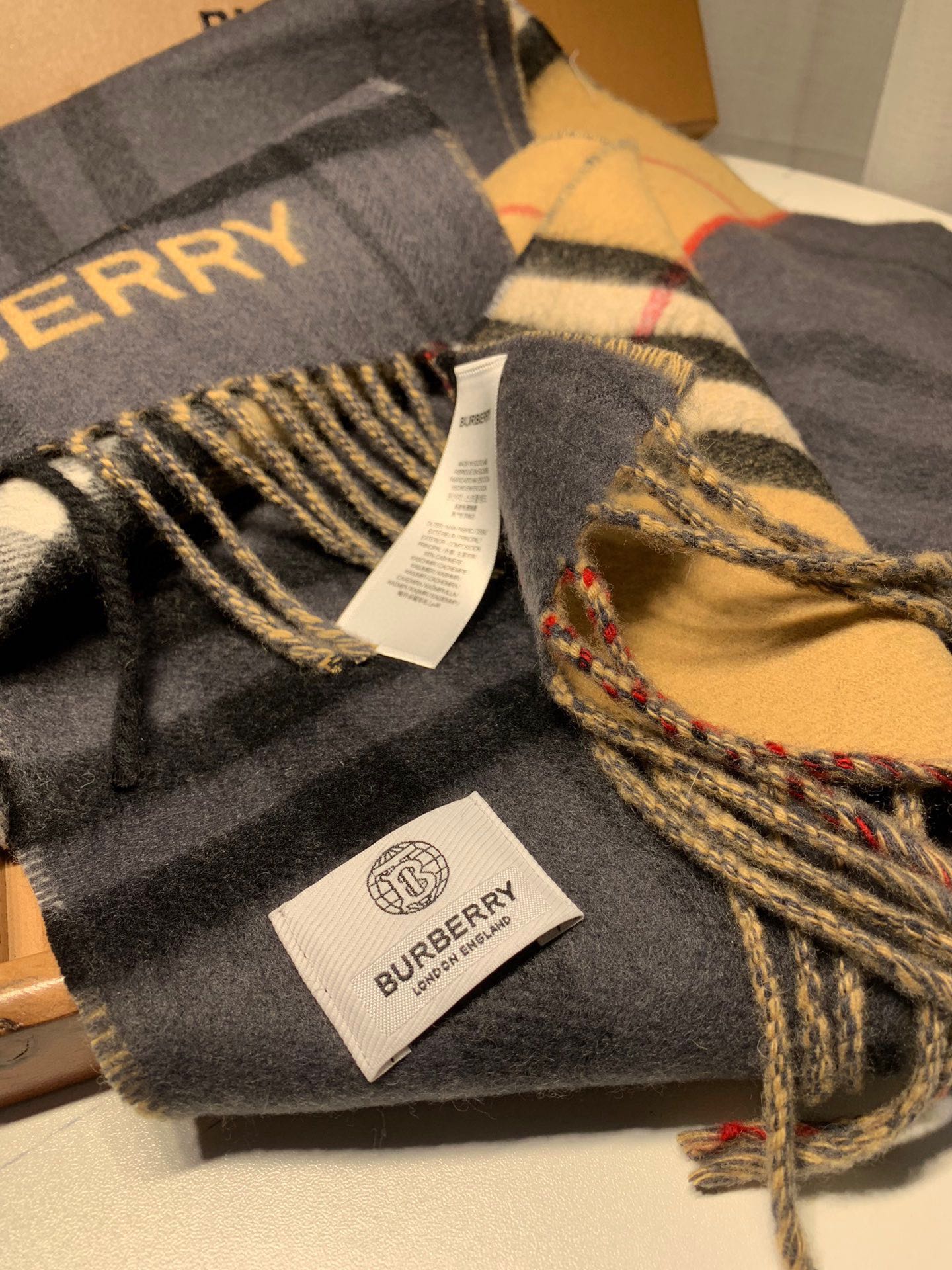 BURBERRY $51 gallery