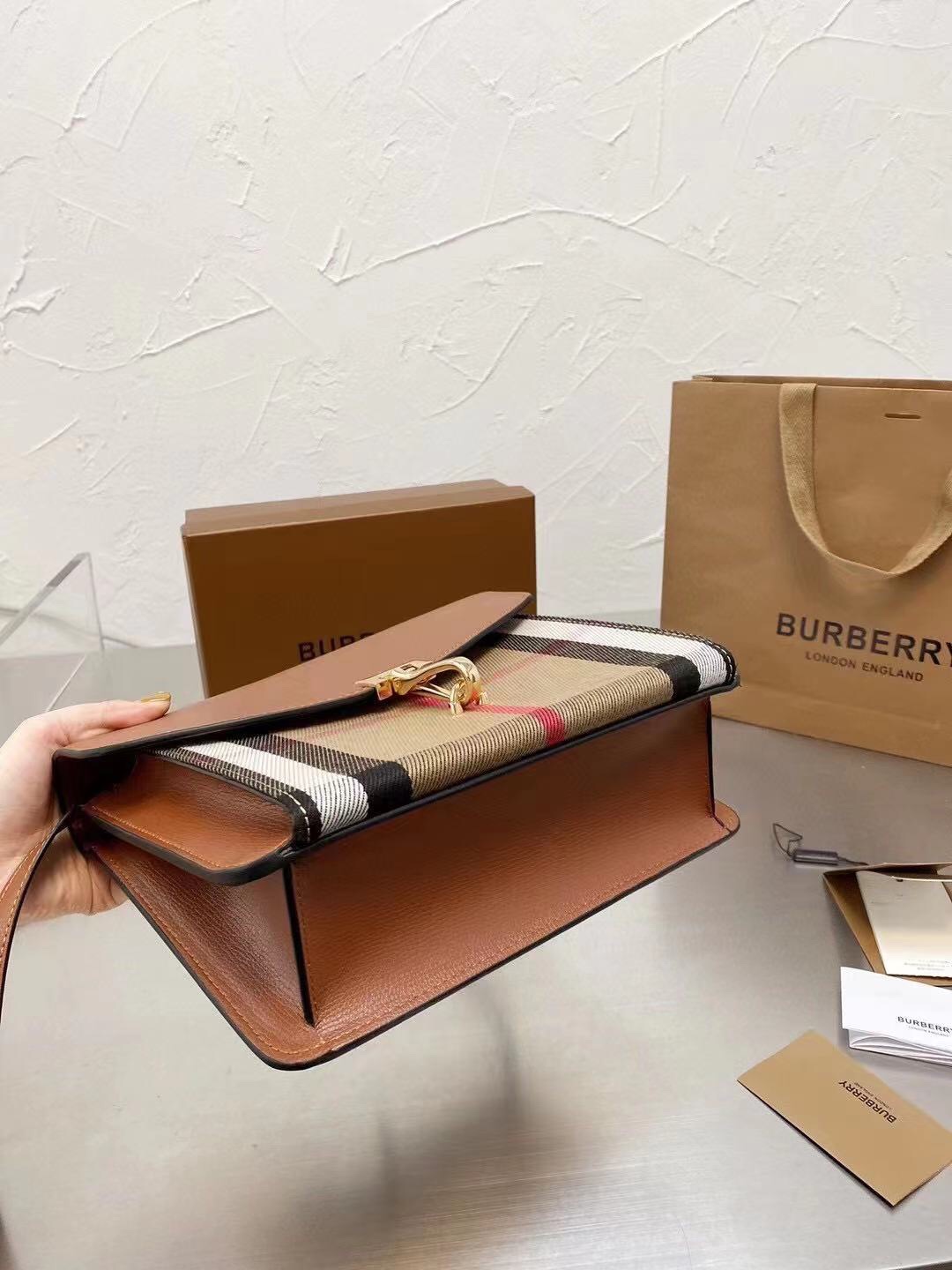 BURBERRY $75 gallery