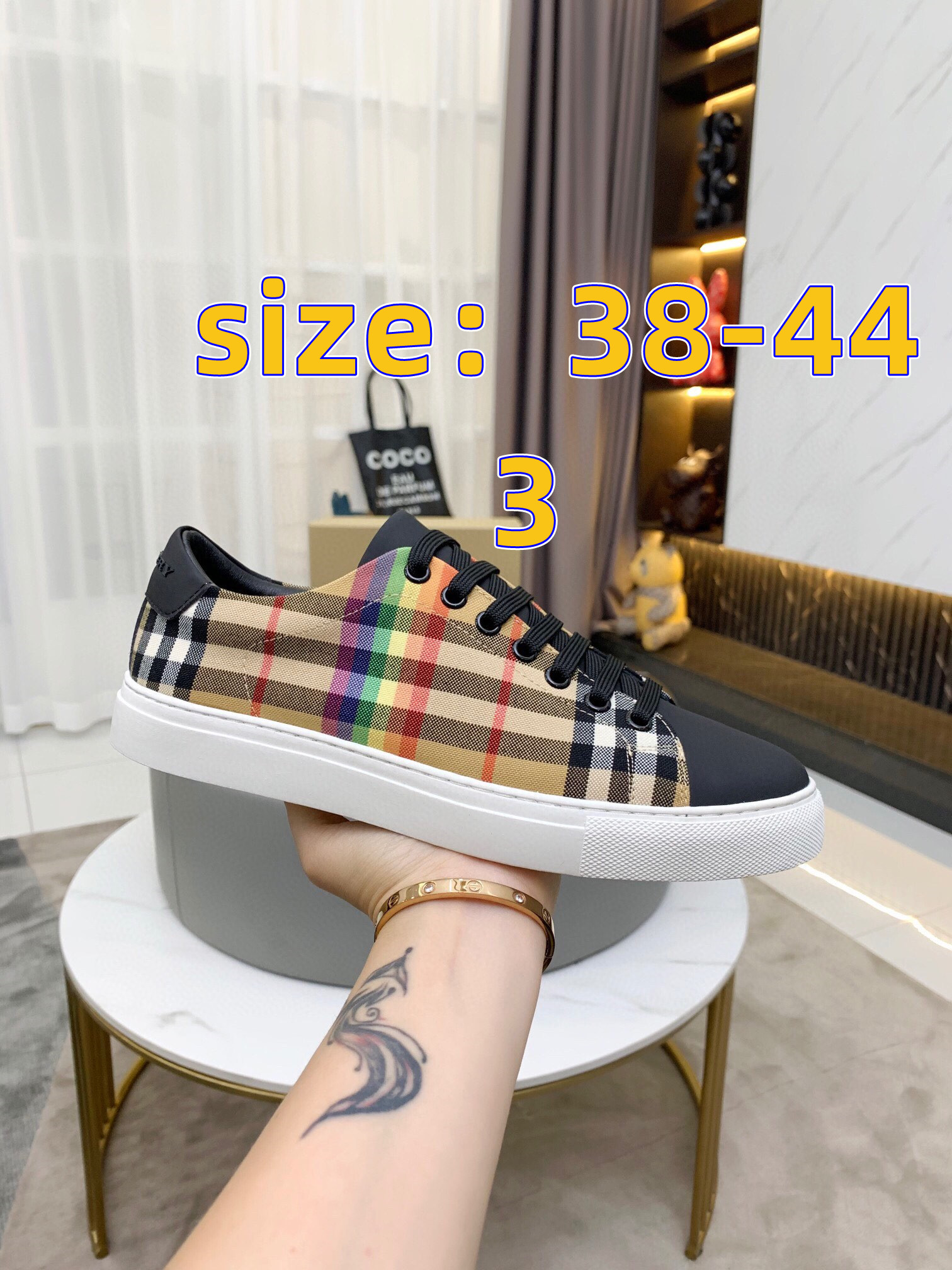 Balenciaga 45.55$  code 449-5867-R gallery