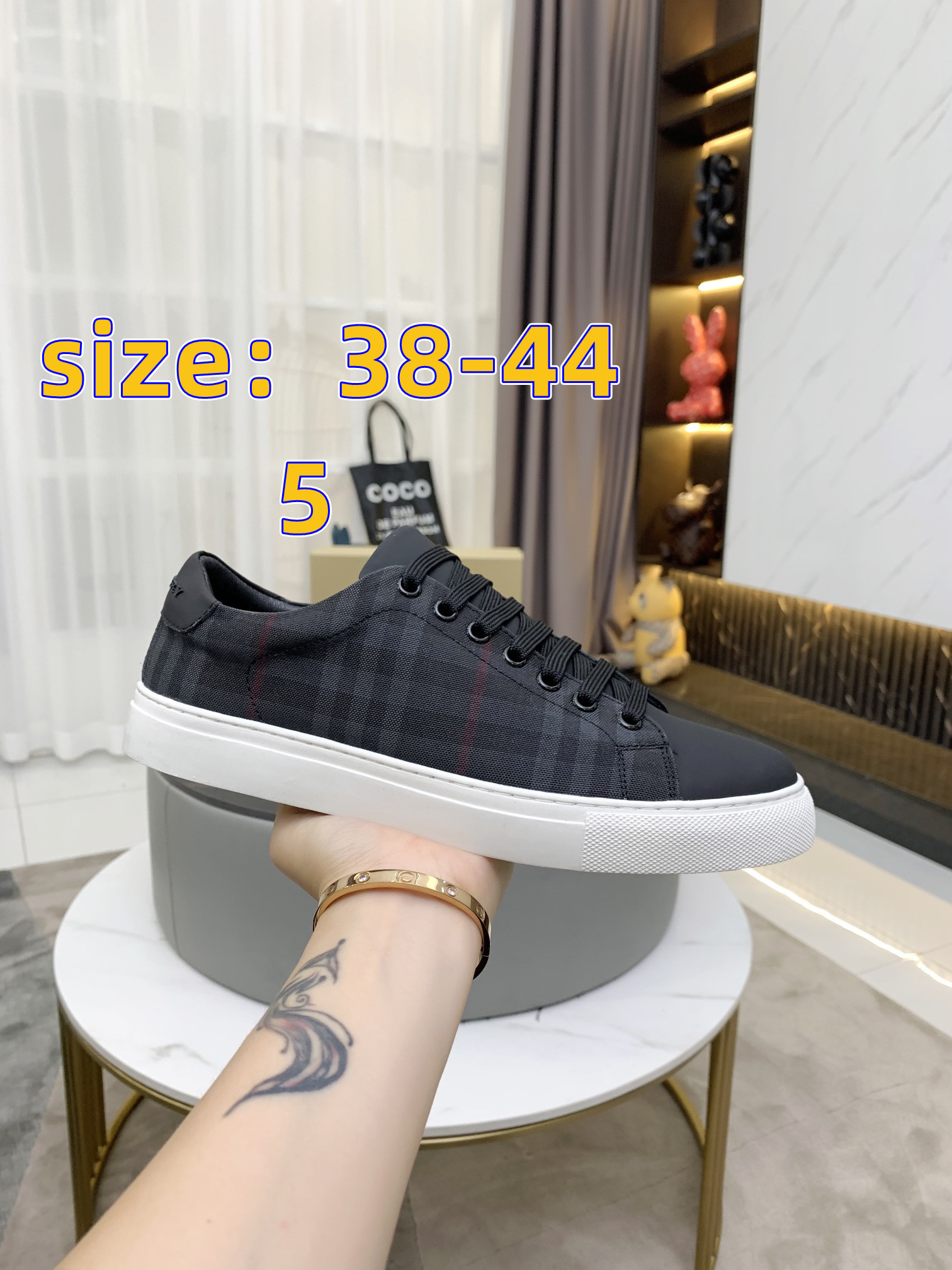 Balenciaga 45.55$  code 449-5867-R gallery