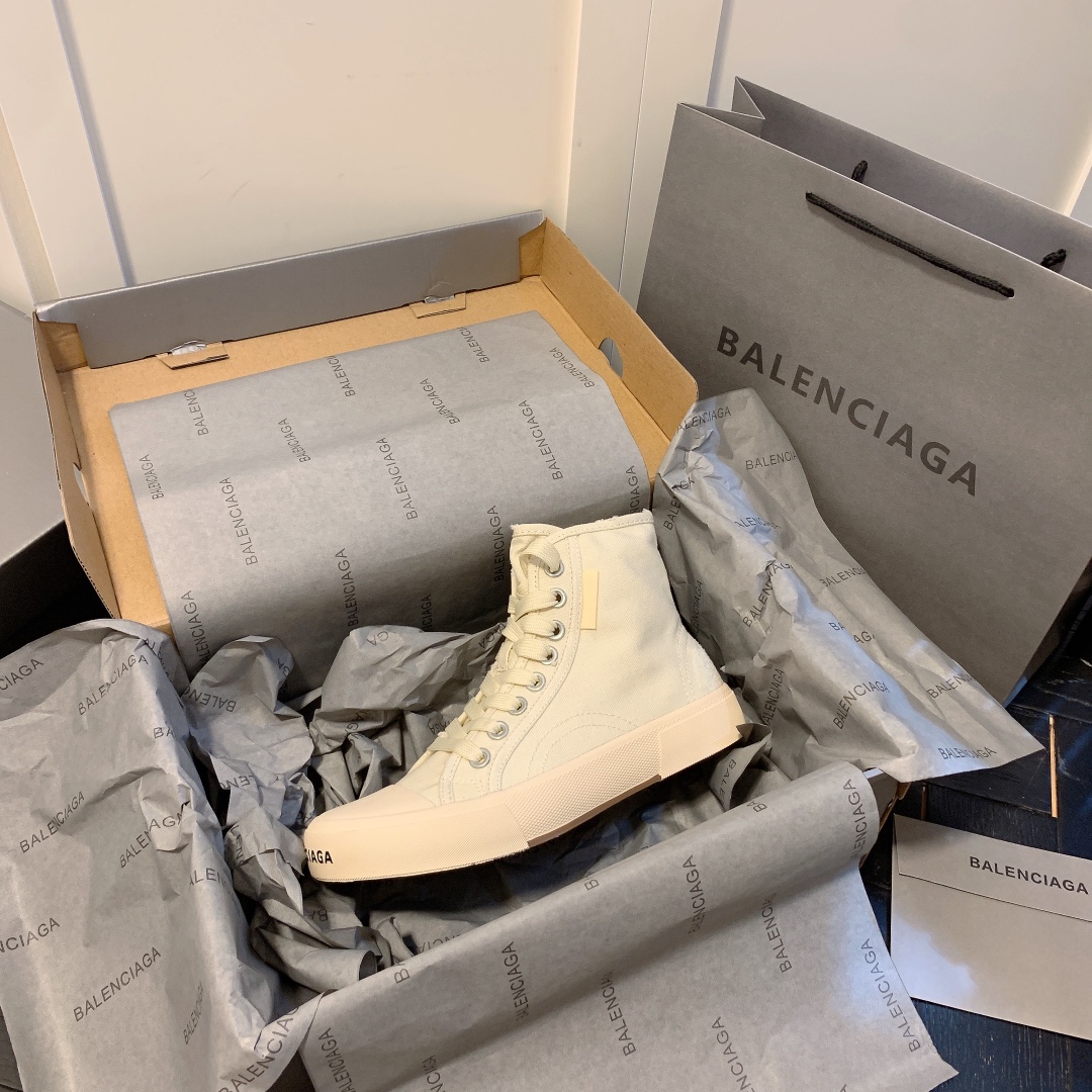 Balenciaga 49.99$ code 449-5877-R gallery