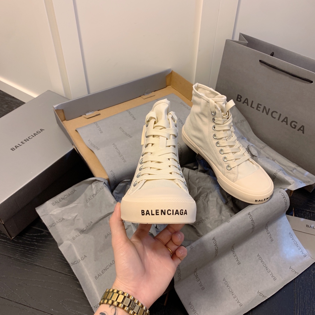 Balenciaga 49.99$ code 449-5877-R gallery