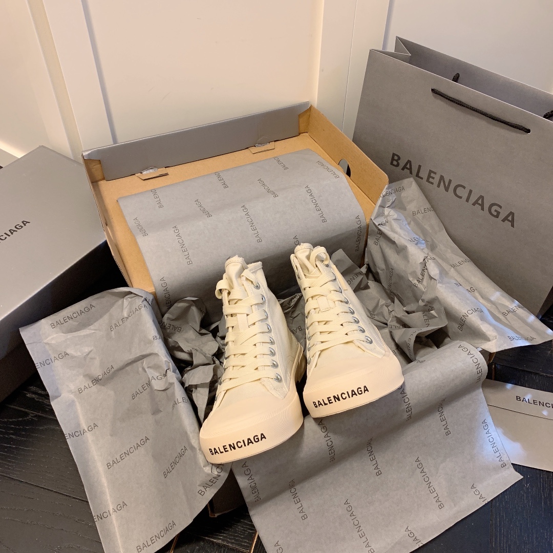 Balenciaga 49.99$ code 449-5877-R gallery