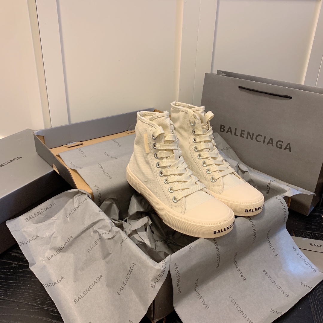 Balenciaga 49.99$ code 449-5877-R gallery