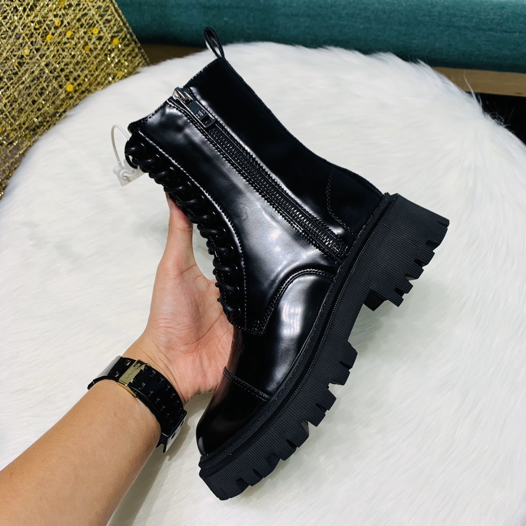 Balenciaga 52.99$  code 449-6141-R gallery