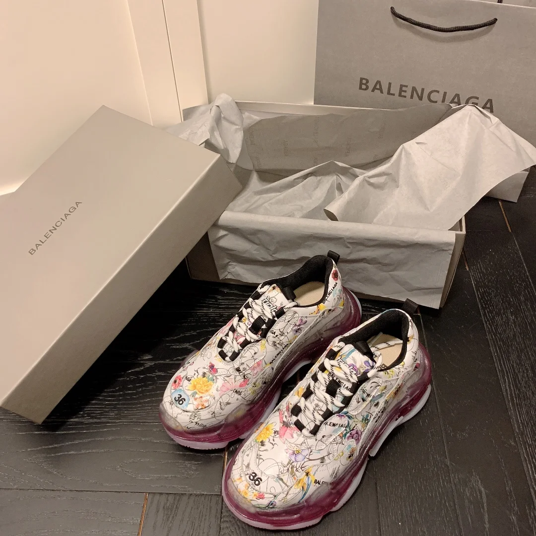 Balenciaga $106 gallery