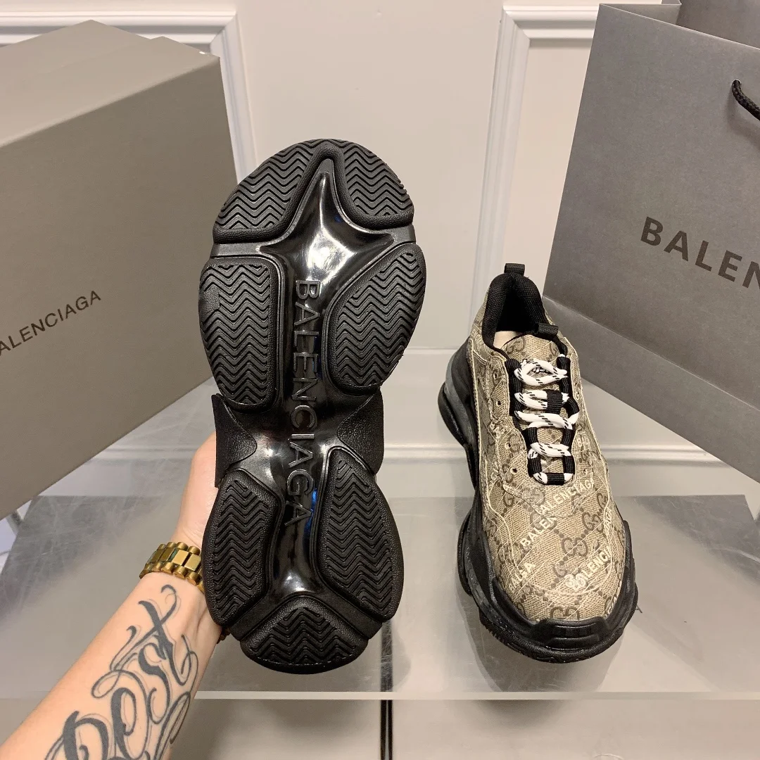 Balenciaga $106 gallery