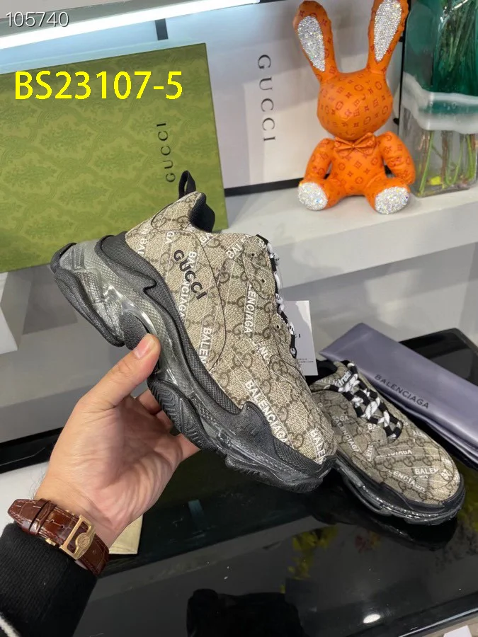 Balenciaga $150 gallery