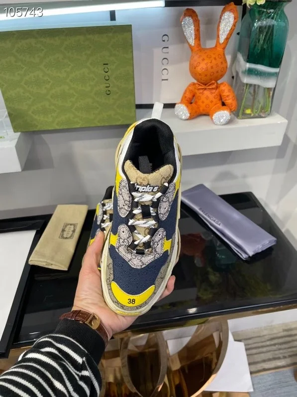 Balenciaga $150 gallery