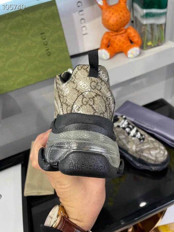 Balenciaga $150 gallery