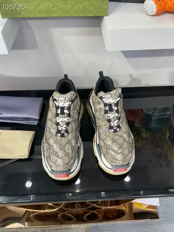 Balenciaga $150 gallery