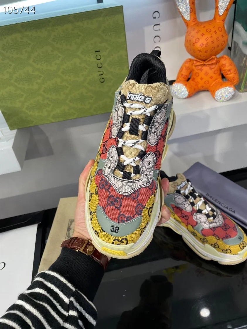 Balenciaga $150 gallery