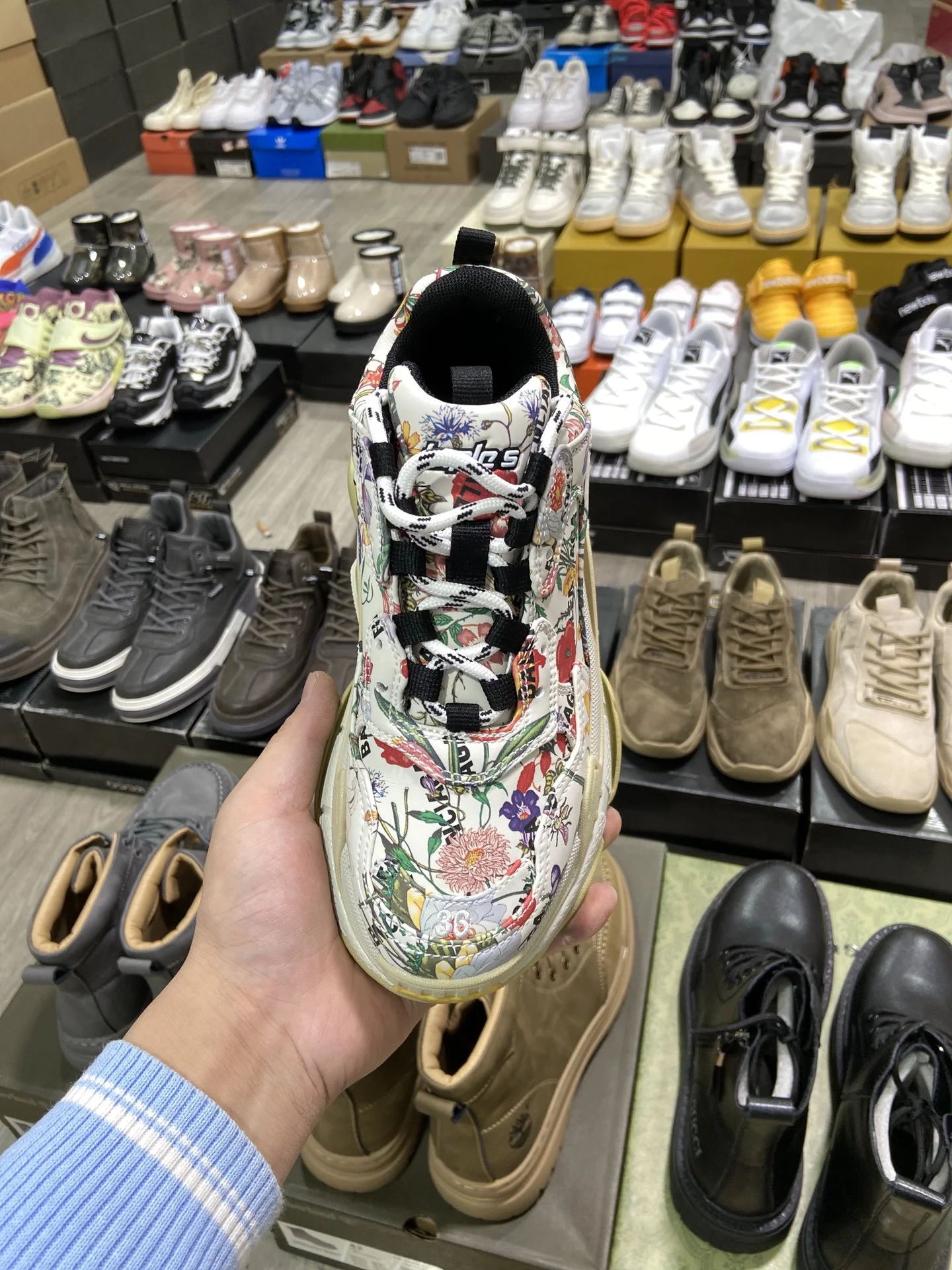 Balenciaga $185 gallery