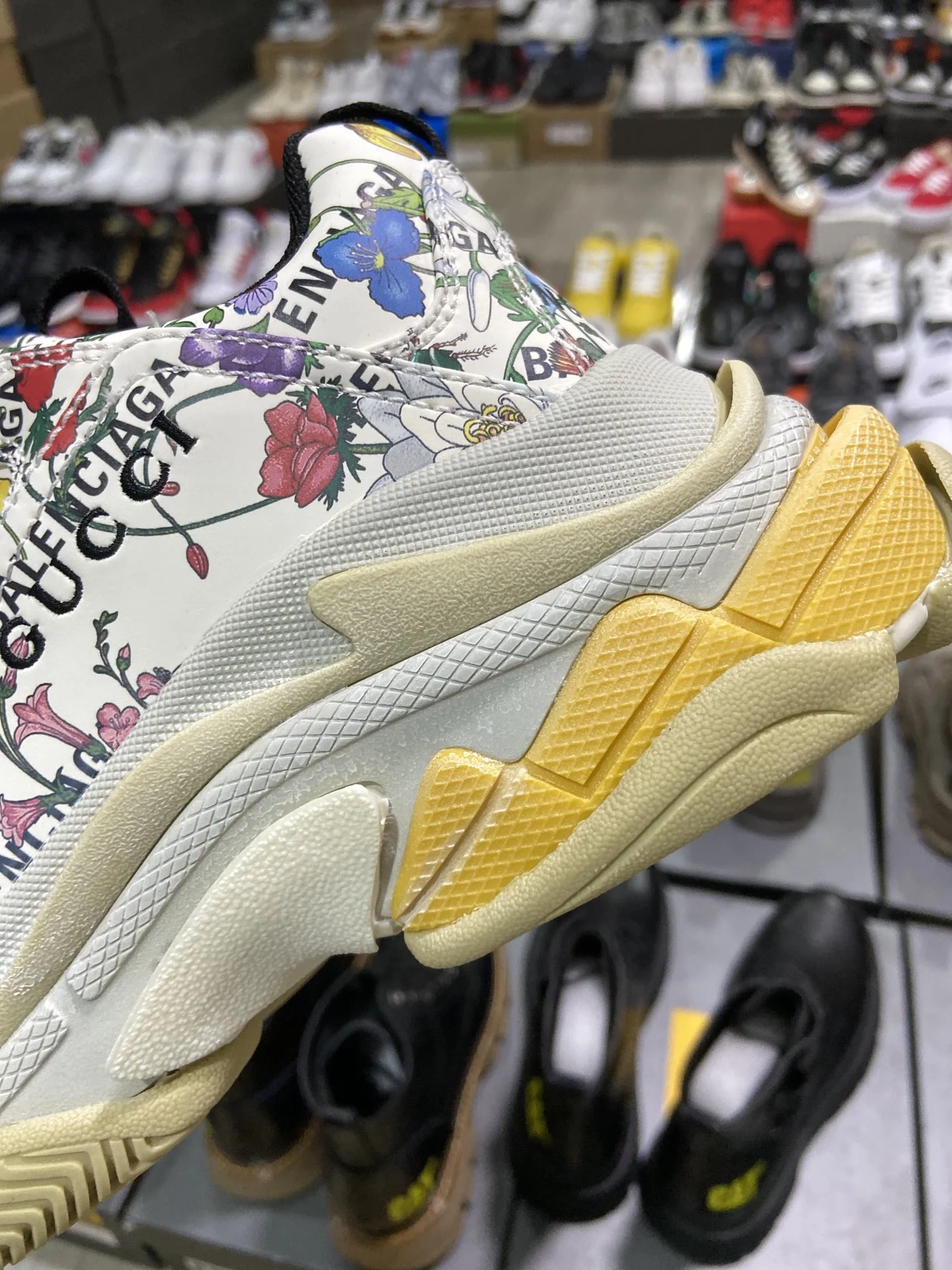 Balenciaga $185 gallery