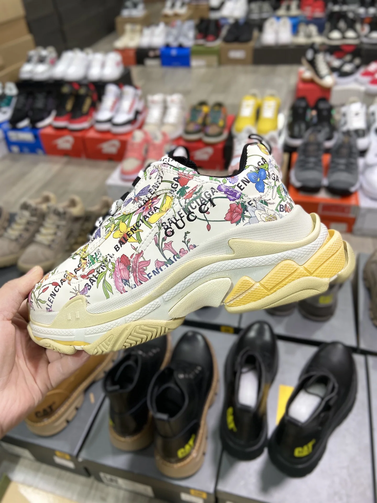 Balenciaga $185 gallery