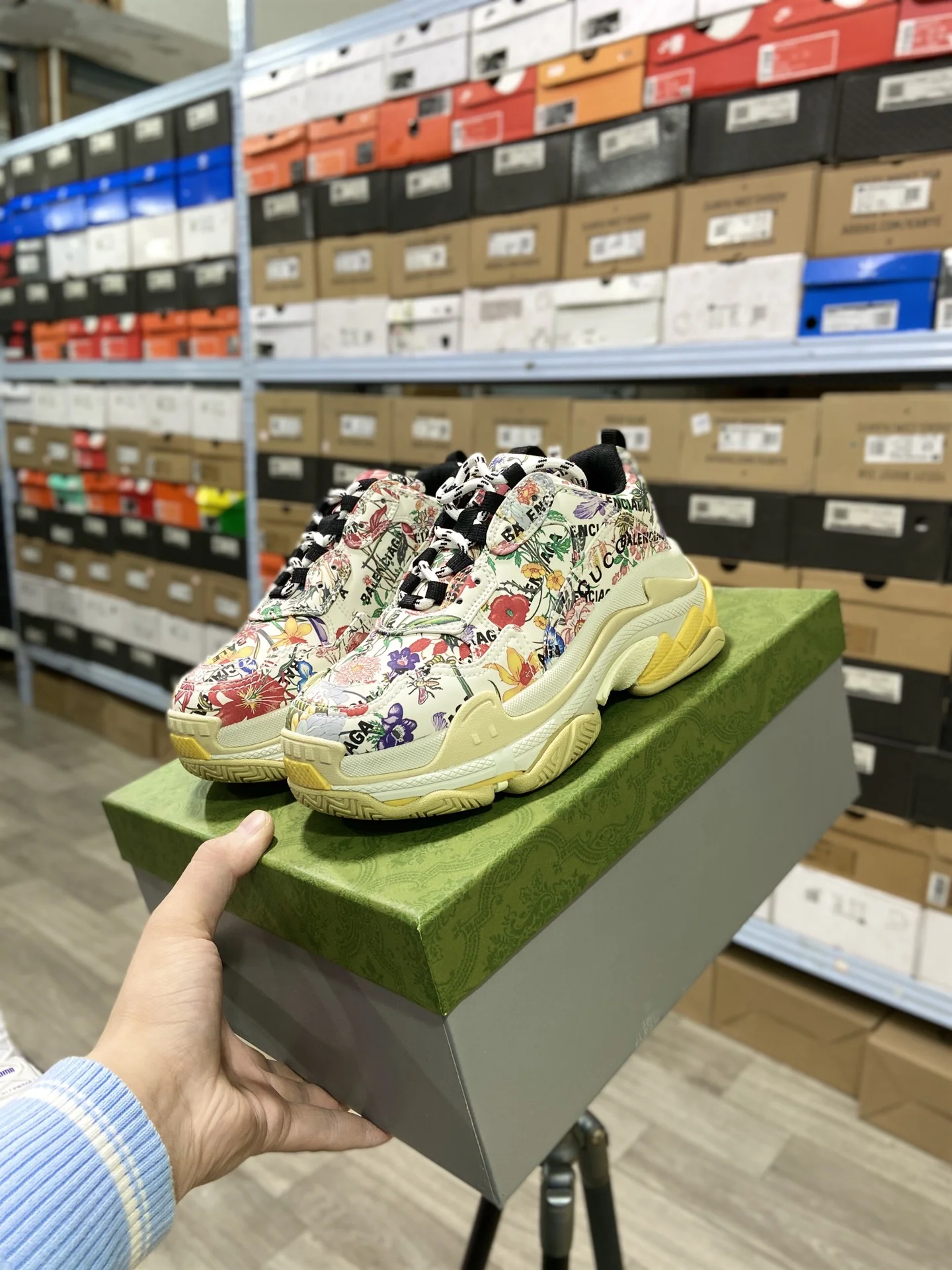 Balenciaga $185 gallery