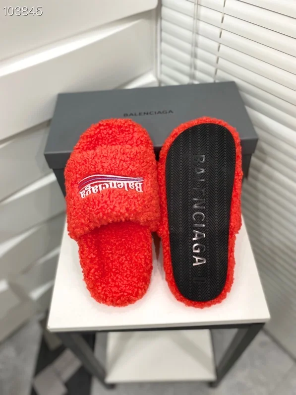 Balenciaga $65 gallery