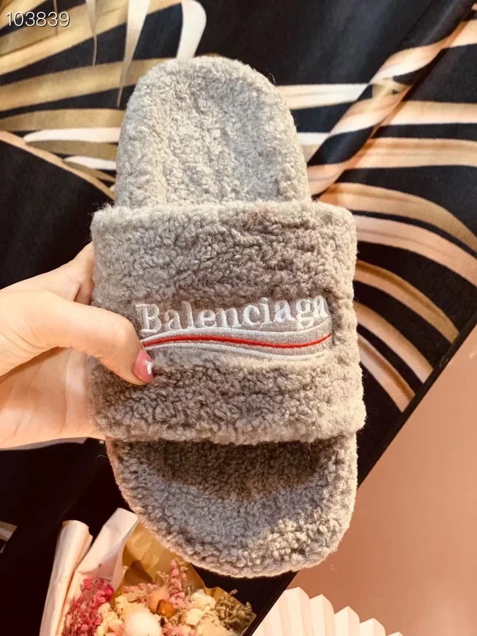 Balenciaga $65 gallery