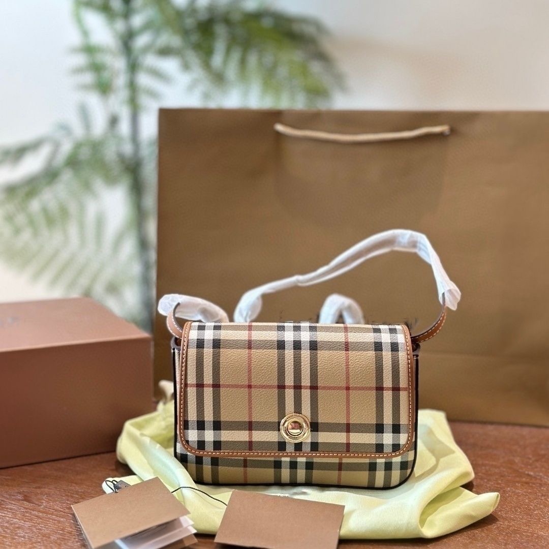 Burberry 5A  58$    10428-T gallery